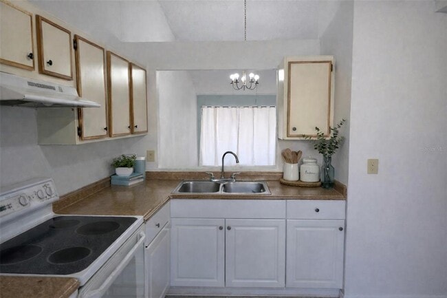 Building Photo - 12165 Sandal Creek Way