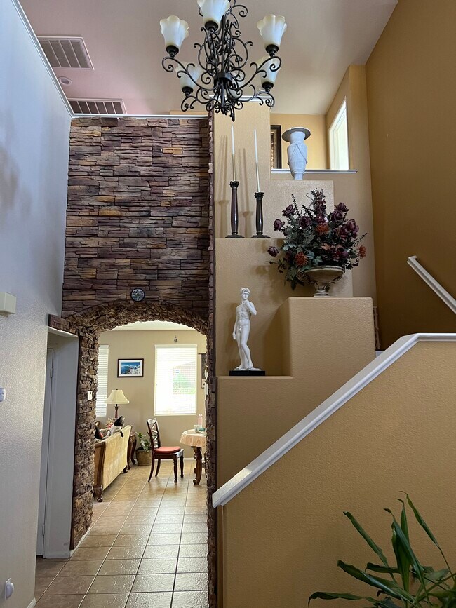 Building Photo - 9378 Agave Dr