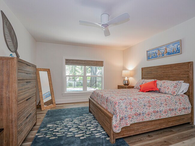 Building Photo - 9340 Frangipani Dr