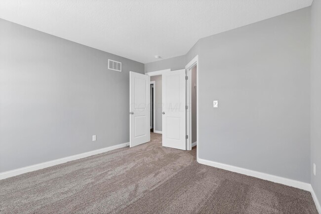 Building Photo - 12122 Warbler Wy