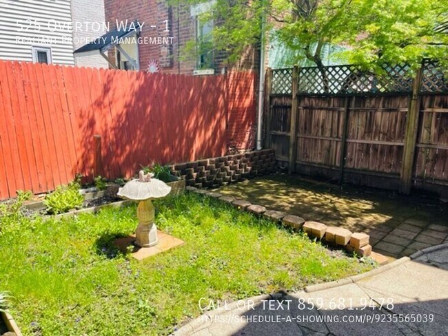 Building Photo - 525 Overton St