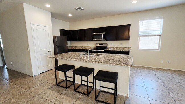 Building Photo - 3 bed in Casa Grande!