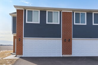 Building Photo - 1241 Gillespie Ln