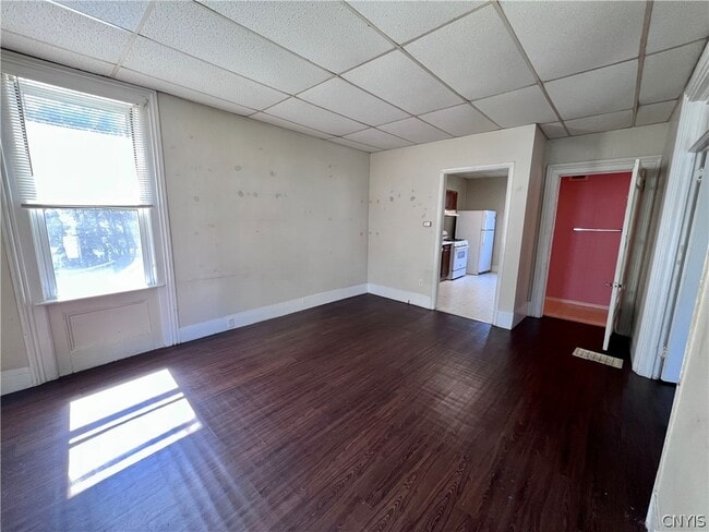 Building Photo - 174 Syracuse Ave