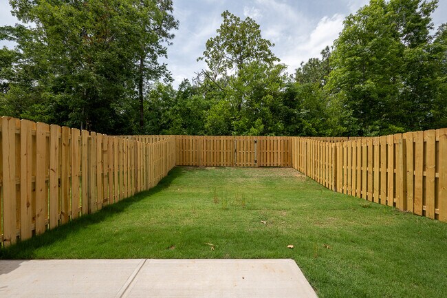 Building Photo - 3422 Firestone Dr