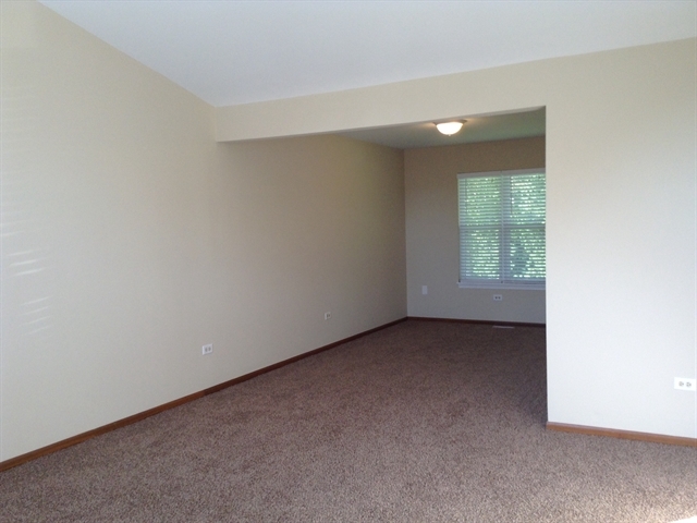 Building Photo - 3826 Hennepin Ct
