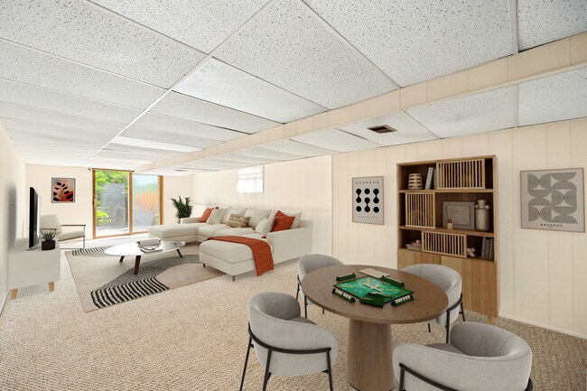Building Photo - 673 N Park Blvd