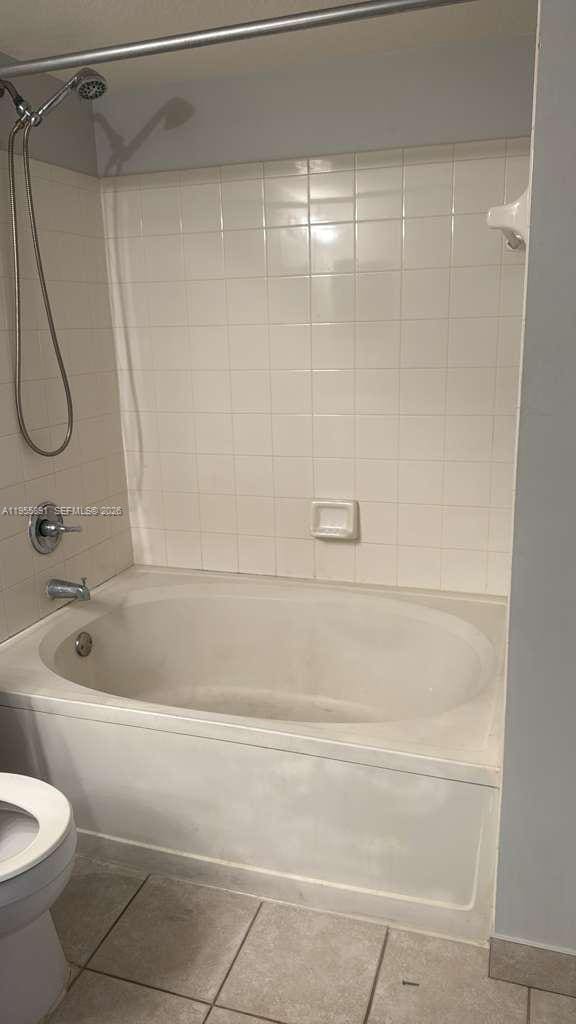 Building Photo - 222 Villa Cir