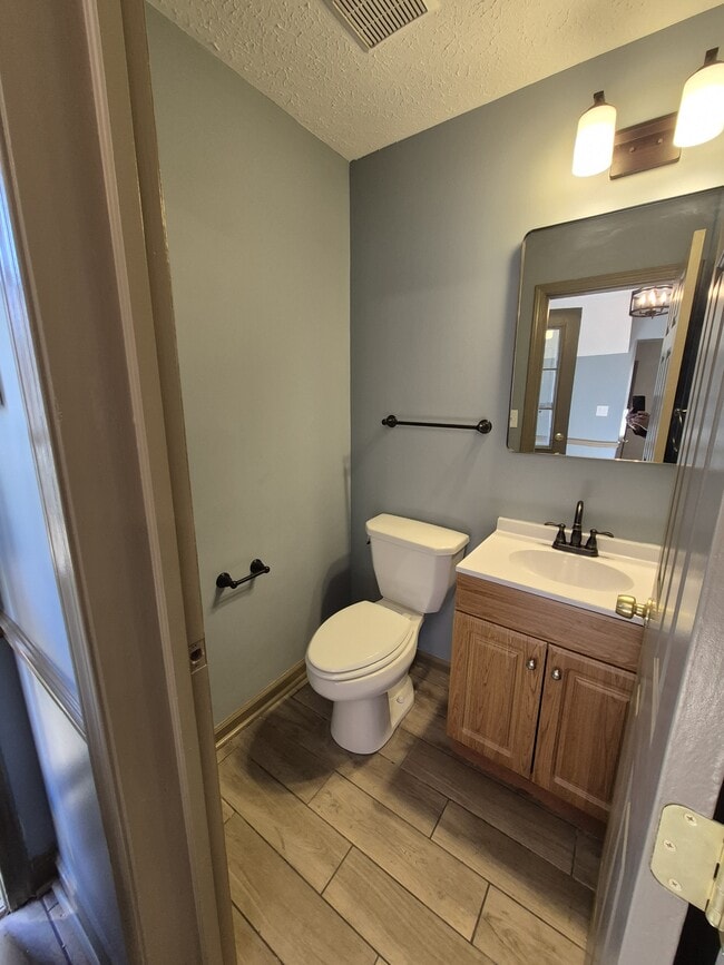 Building Photo - 1616 Gallagher St