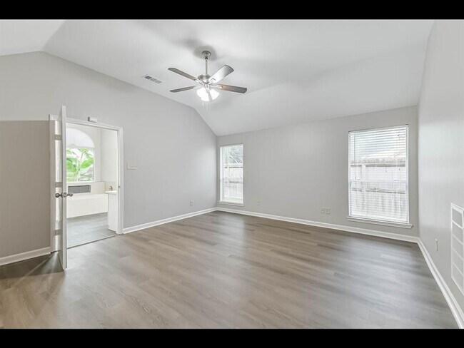Building Photo - 3627 Liles Ln