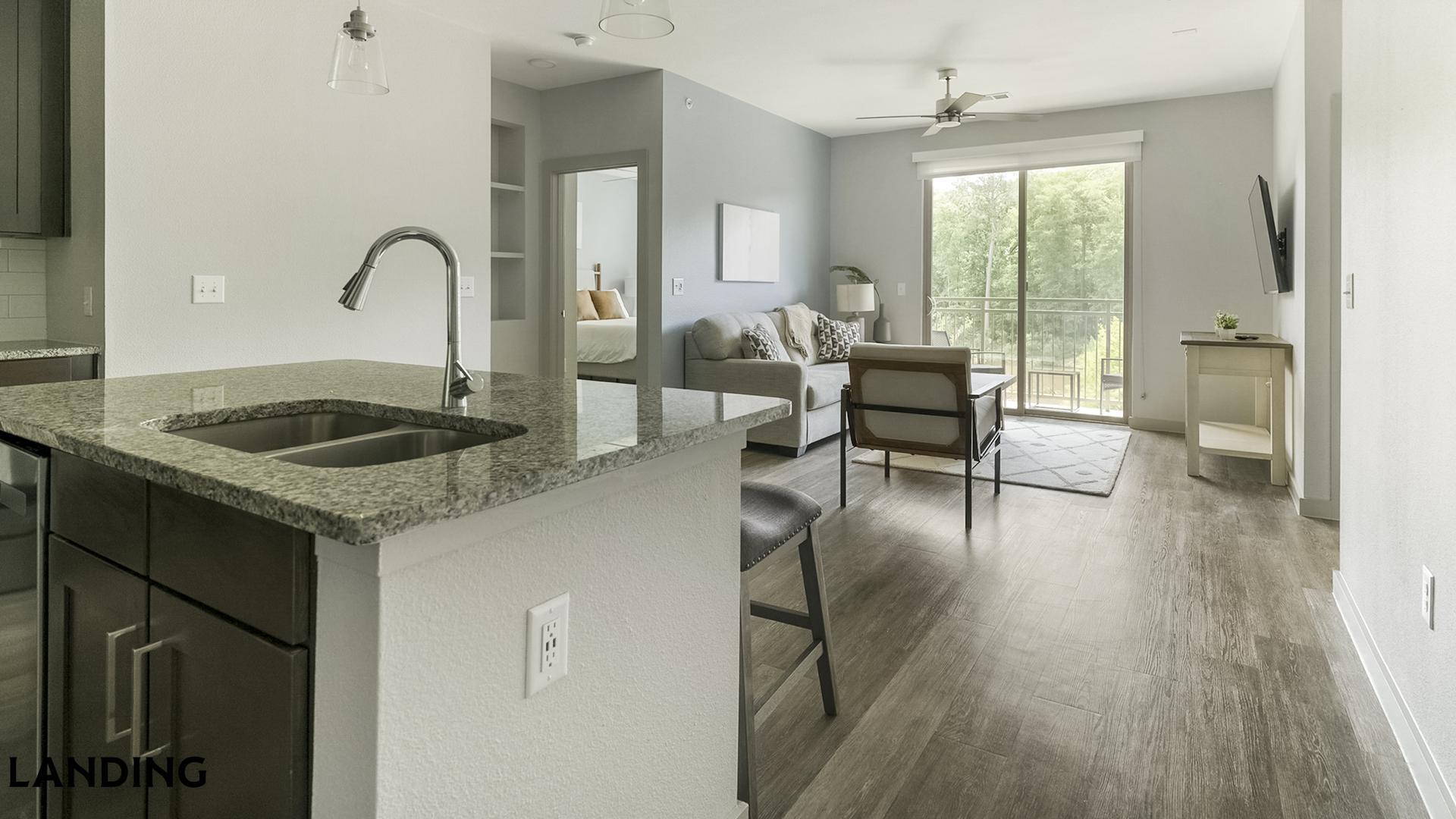 Building Photo - 20290 Park Lake View Dr