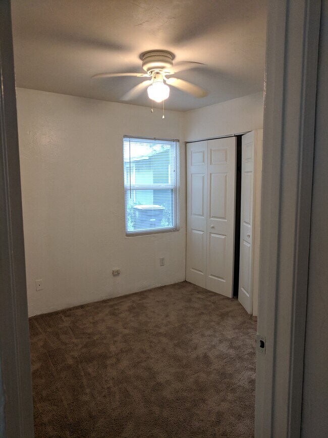 Building Photo - 3304 Phyllis St