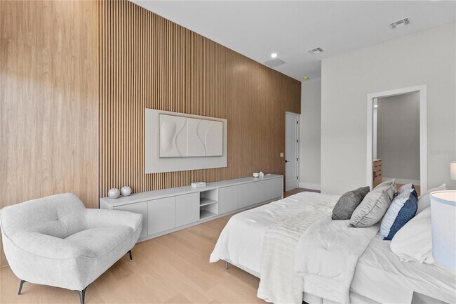 Building Photo - 16809 Bolsena Dr