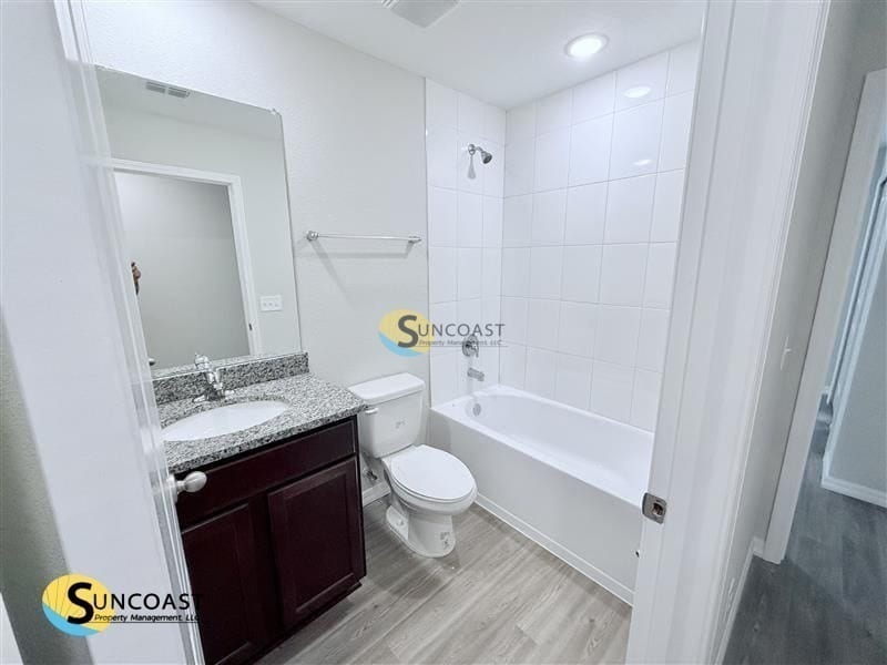 Building Photo - 1184 Comanche St