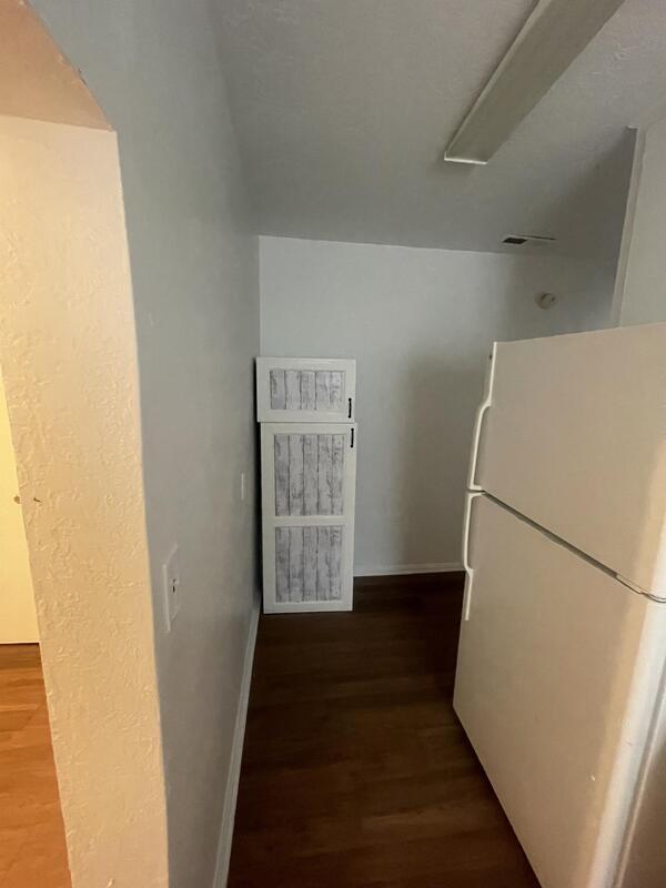 Building Photo - 267 S 700 E