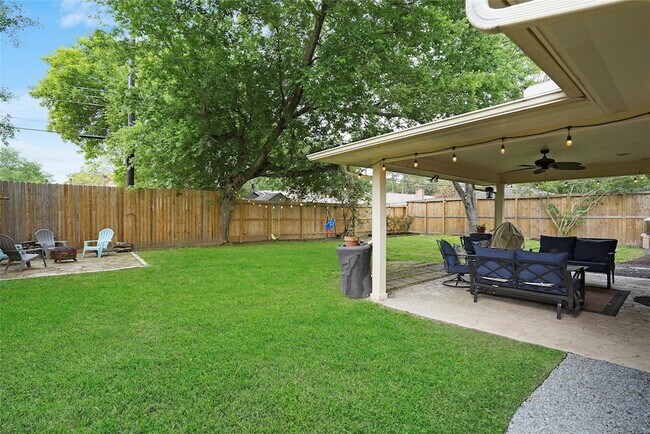 Building Photo - 10710 Overbrook Ln