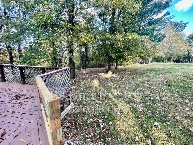 Building Photo - 1302 Airport Rd