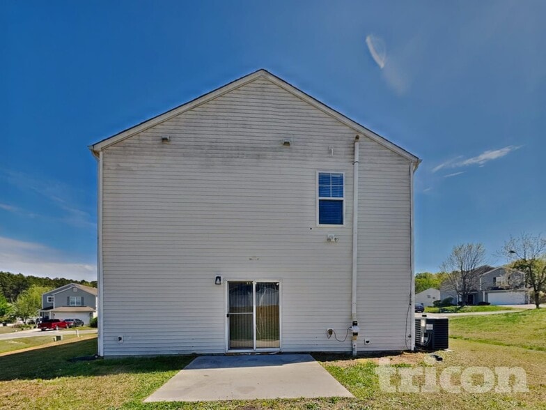 Building Photo - 1025 Gelfield Rd