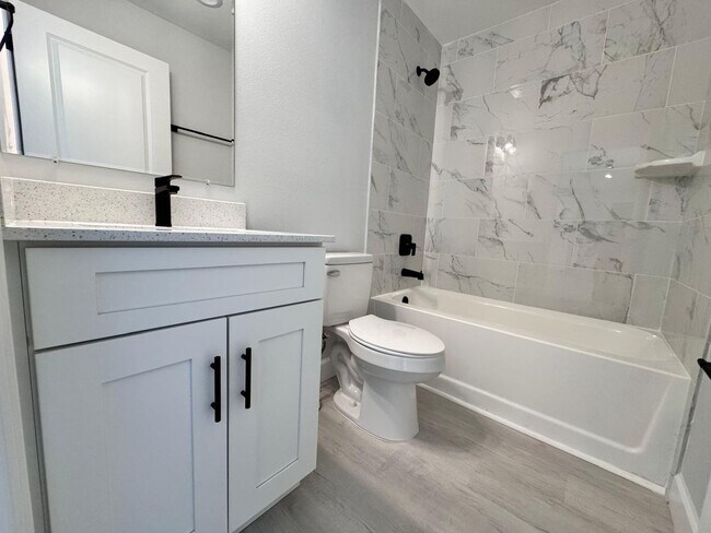 Building Photo - New Home Port Charlotte House For Rent