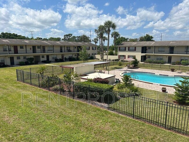 Building Photo - 5505 Hernandes Dr