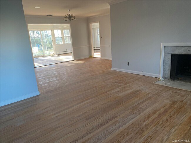 Building Photo - 60 Grist Mill Ln