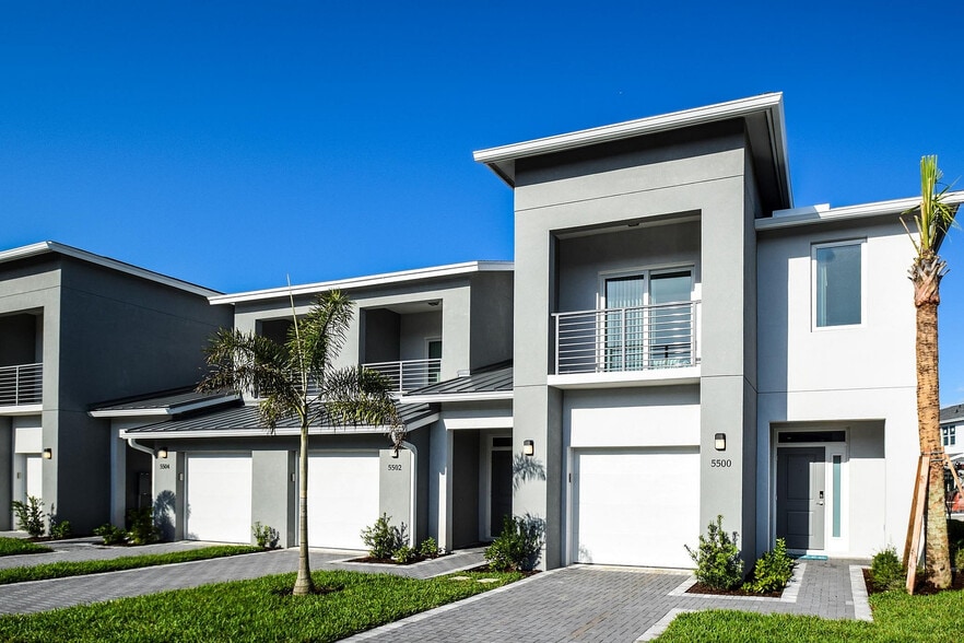 Primary Photo - Torino Lakes Rental Townhomes