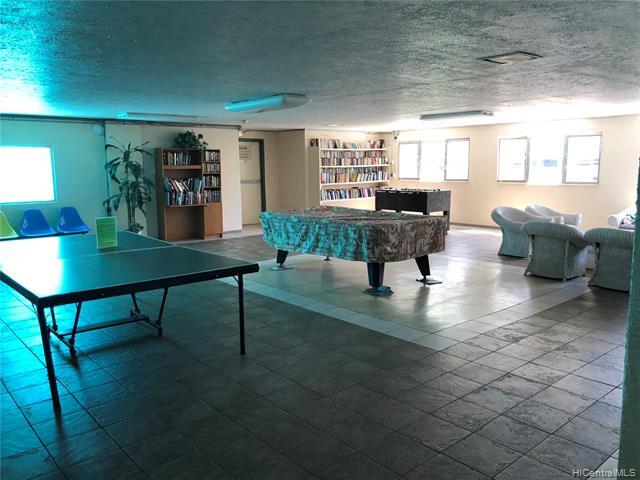Building Photo - 2211 Ala Wai Blvd