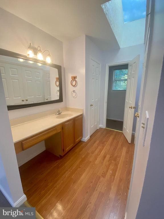 Building Photo - 15 Oak Rd