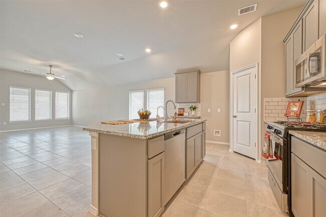 Building Photo - 2639 Prairie Star Ln