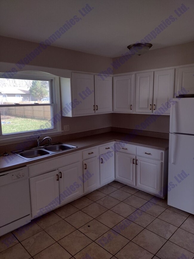 Building Photo - Now leasing for August 15th!