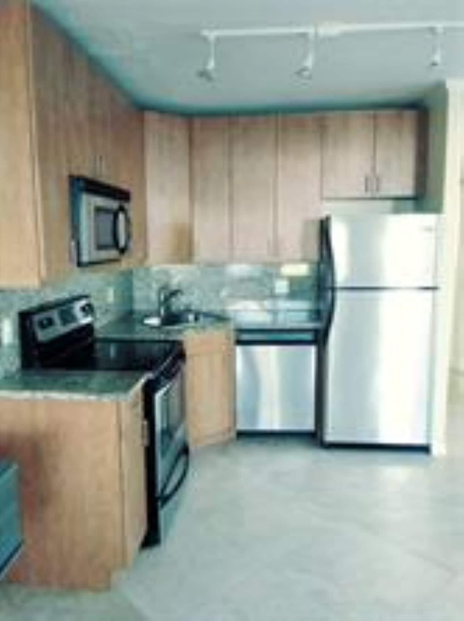 Building Photo - 1864 NE 46th St