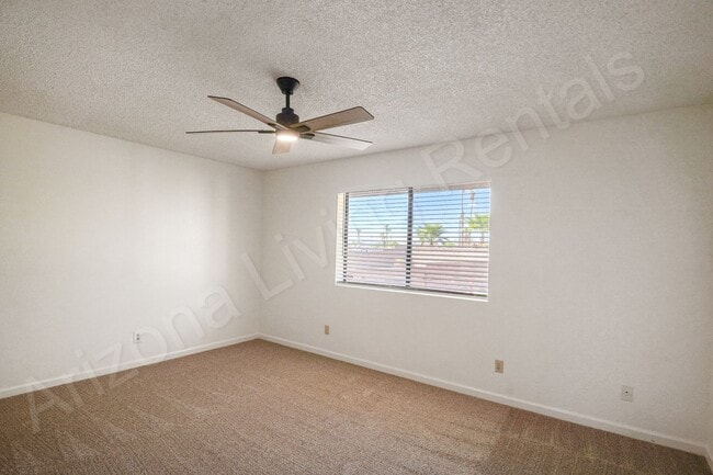 Building Photo - 171 Impala Ln