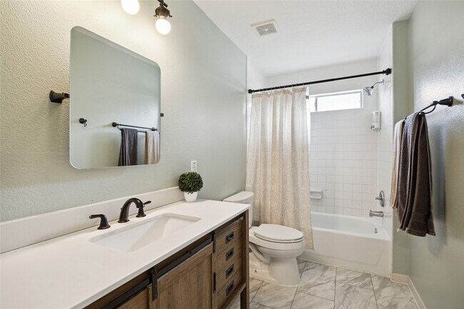 Building Photo - 25619 Oakridge Forest Ln