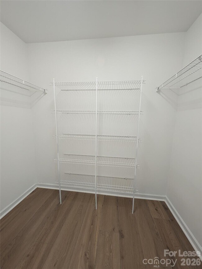 Building Photo - 11307 Breezehill Ln