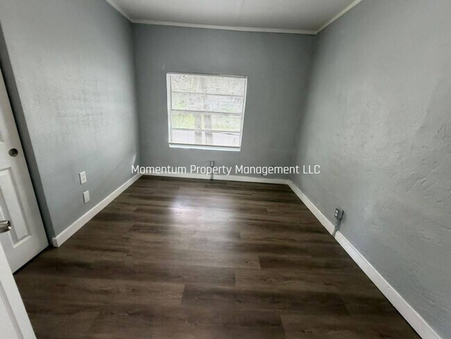Building Photo - 4605 N 38th St