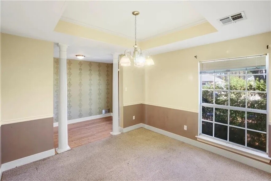 Building Photo - 122 Woodcrest Dr