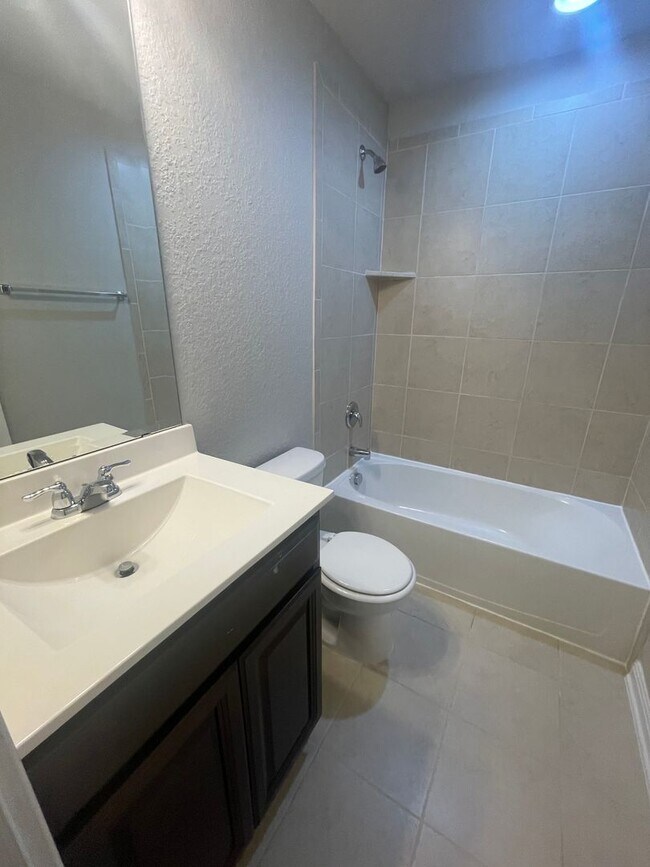 Building Photo - 22427 Carriage Bush