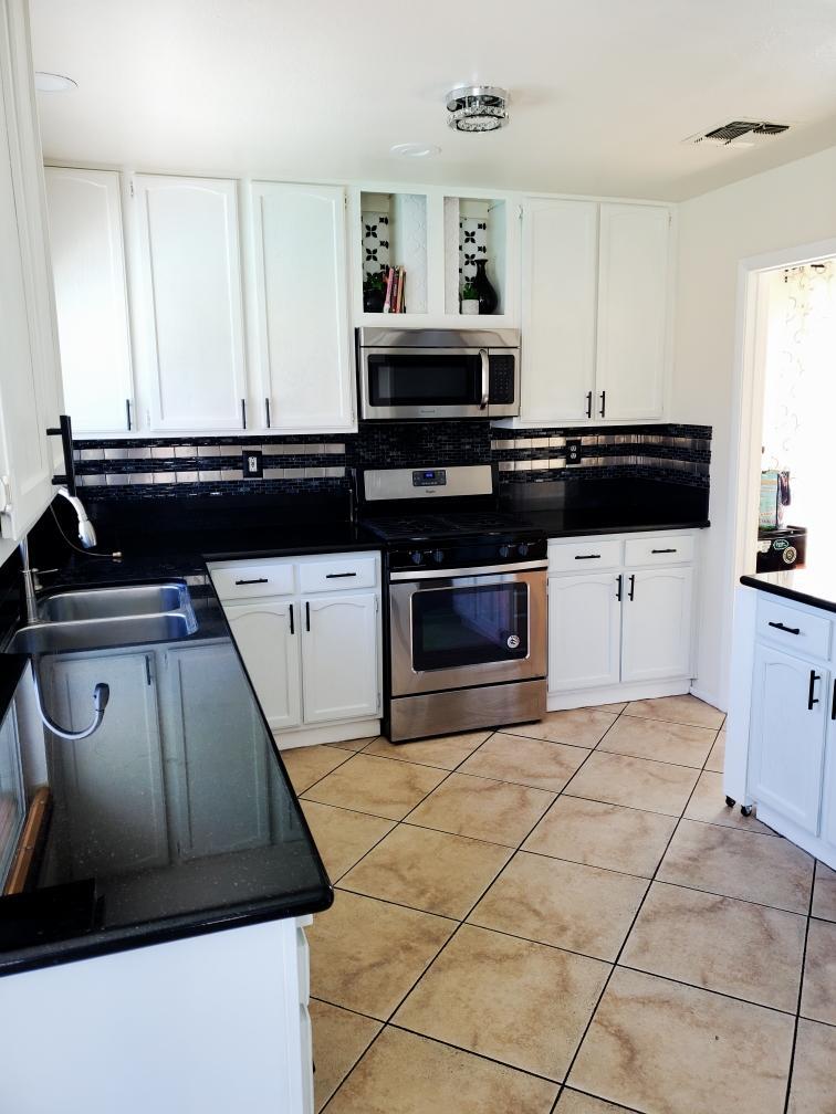 Building Photo - 1430 Clipperton Ave