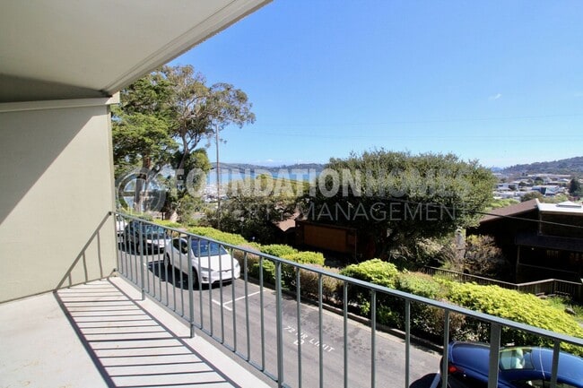 Building Photo - Sausalito Condo with Scenic Views!  Covered Parking!  Pool!  FOUNDATION
