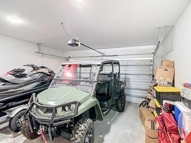 Building Photo - 1504 Hummingbird Rd