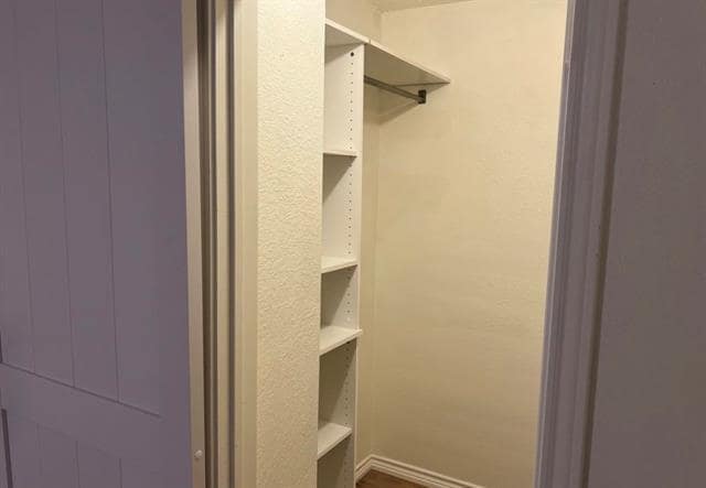 Building Photo - 8 Trails Pl