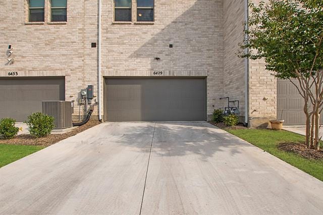 Building Photo - 6429 Northern Dancer Dr