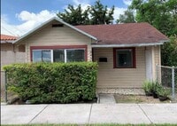 Building Photo - 2430 SW 25th Ter