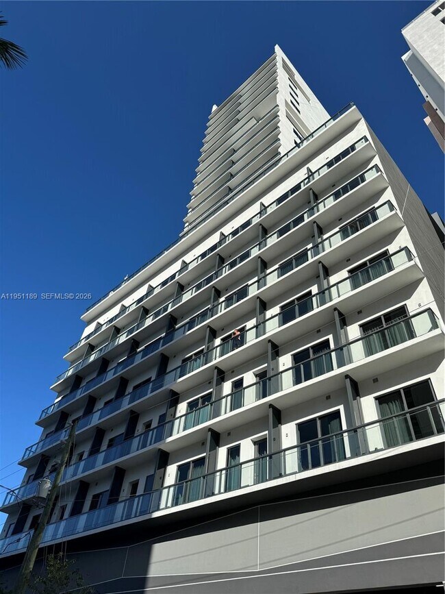 Building Photo - 239 SW 9th St