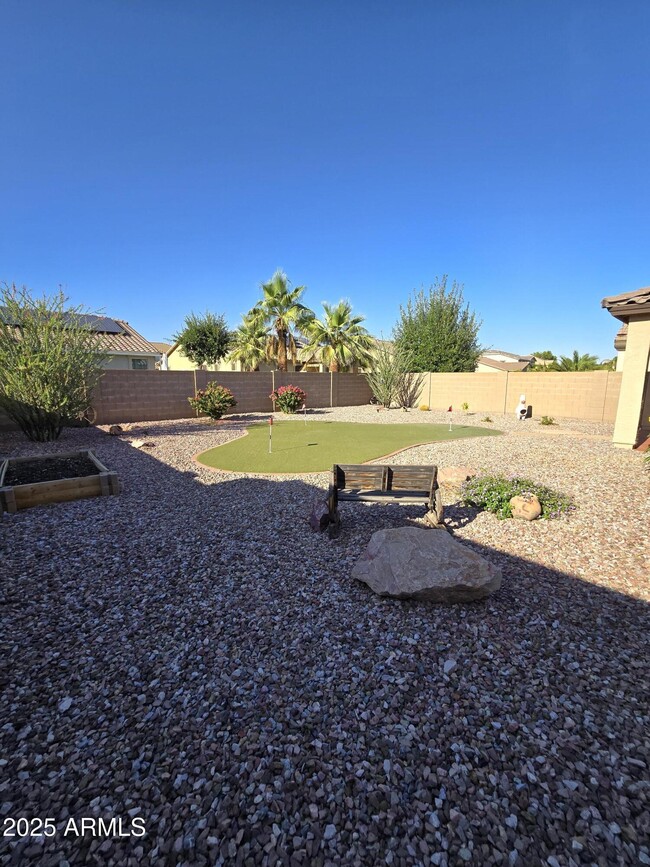 Building Photo - 18014 W Carmen Dr