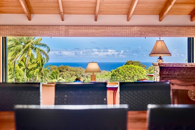 Building Photo - 275 Haumana Rd