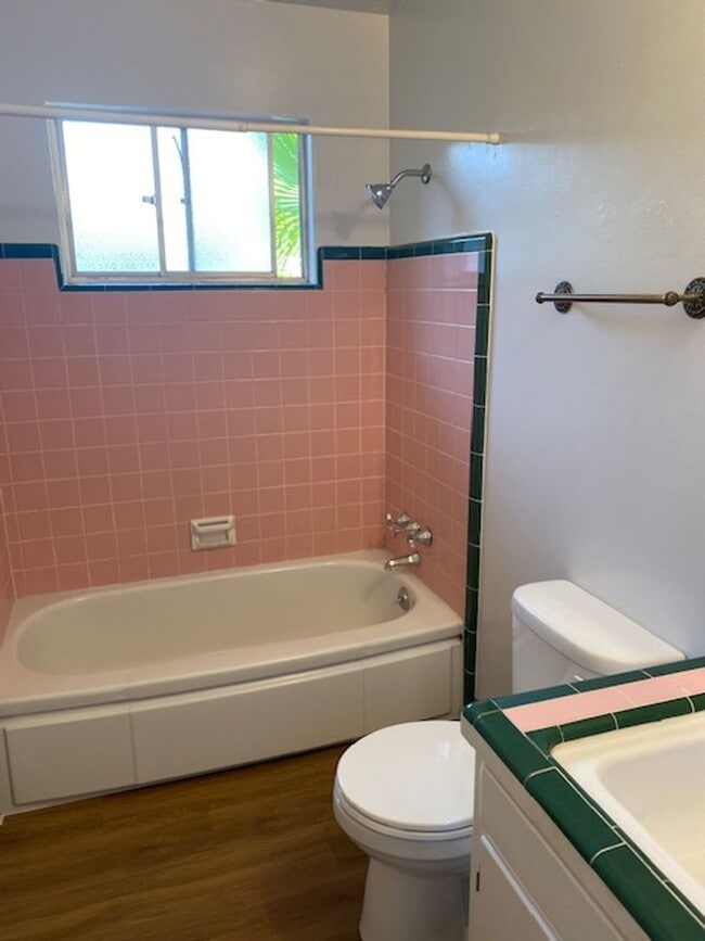Building Photo - Spacious Home in West Redding!  Close to M...