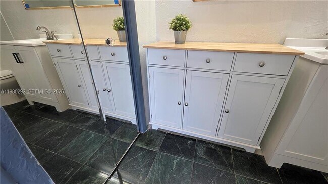 Building Photo - 2100 N 62nd Ave