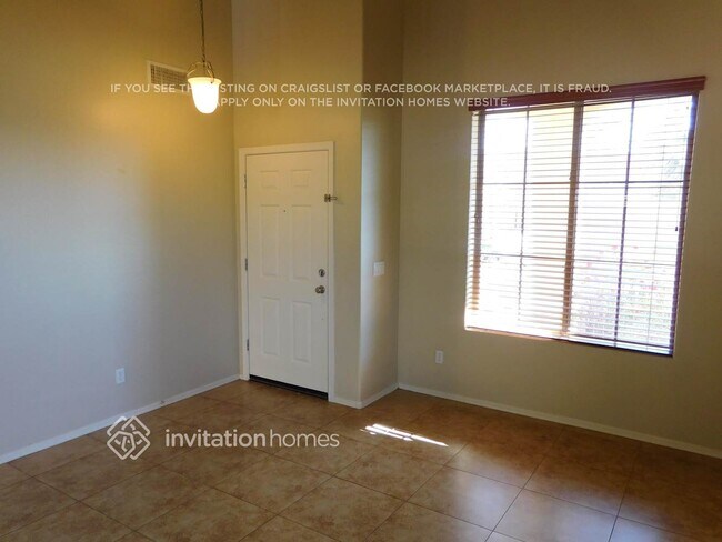 Building Photo - 14890 N 174th Ave