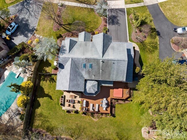 Building Photo - 4 Rebel Run Dr